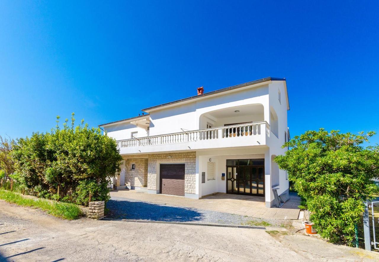 Apartments Slavica R Banjol Exterior foto