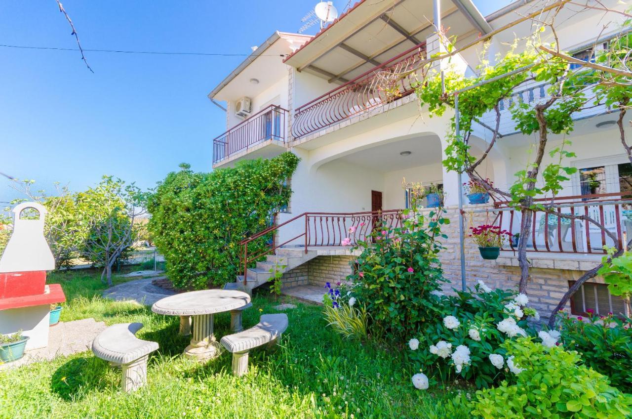 Apartments Slavica R Banjol Exterior foto